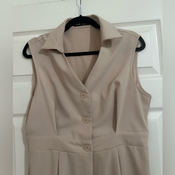 SHEIN Beige Sleeveless Dress - Picture 4 of 7